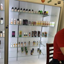 High Clouds Smoke & Vape