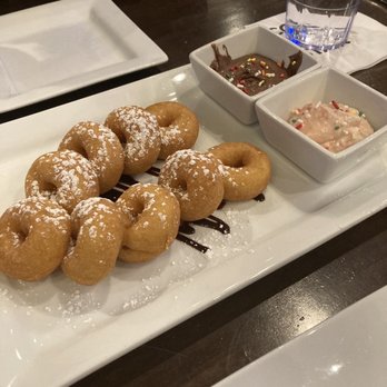 Pub 819 - Donuts and dippers! The donuts are fluffy and mild, excellent foils to the accompanying spreads. - Cocktail Bars Near Me - Hopkins, Minnesota Pub 819 - Donuts and dippers! The donuts are fluffy and mild, excellent foils to the accompanying spreads. - Cocktail Bars Near Me - Hopkins, Minnesota