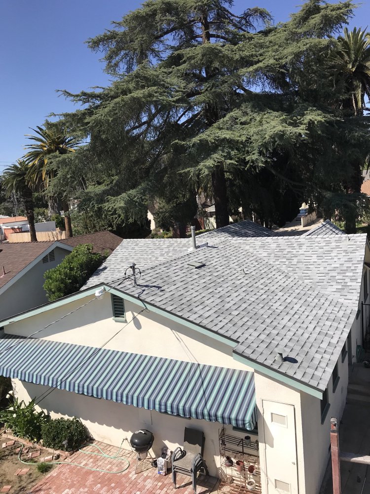 Slide of Divine Roofing Services