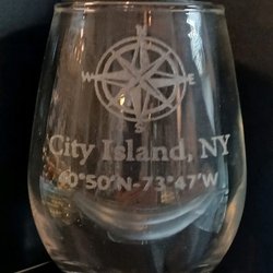 Kaleidoscope Gallery - City Island Stemless Wine Glass