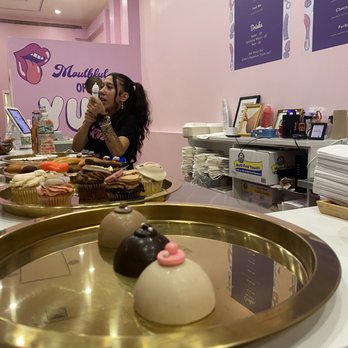 Kinky’s Dessert Bar - Desserts Near Me - New York, New York Kinky’s Dessert Bar - Desserts Near Me - New York, New York