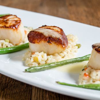 Harborside Restaurant - Seared Diver Scallops - American Near Me - Newport Beach, California Harborside Restaurant - Seared Diver Scallops - American Near Me - Newport Beach, California