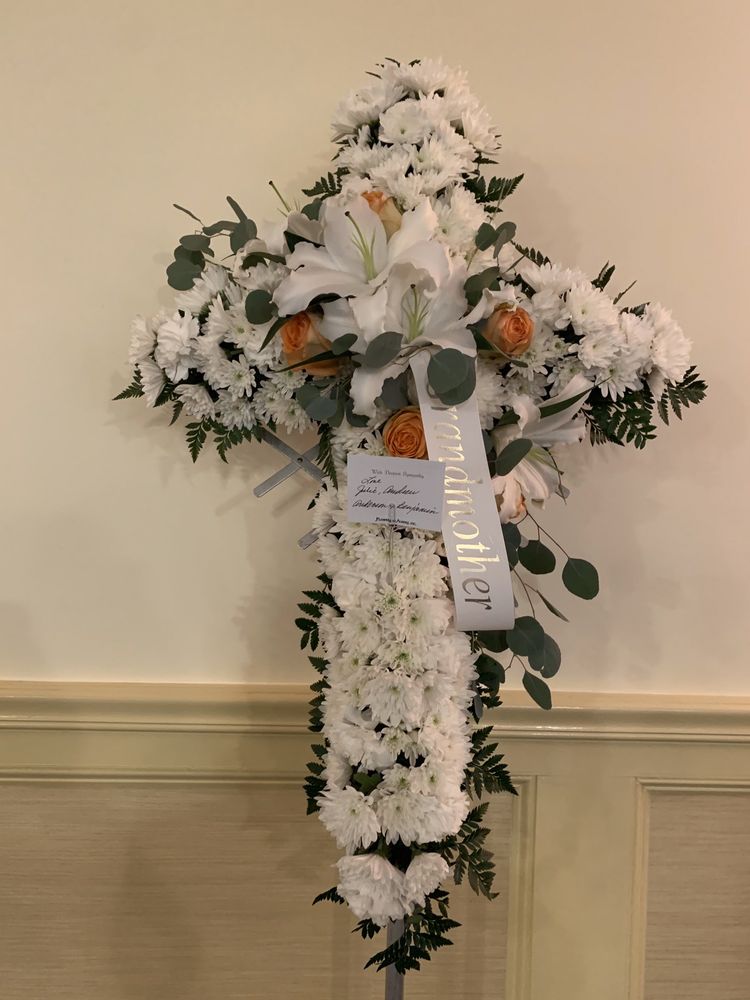 FLOWERS BY ALBERT 32 Photos & 29 Reviews 521 Merrimack St, Lowell