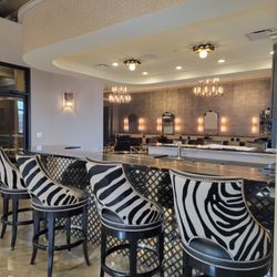 Grant and Dunne Styling Bar - Grant & Dunne bar area