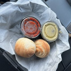 4 Garlic Rolls