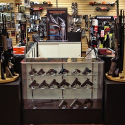 Guns - Ammo - Gear.  Arlington, TX Store Front