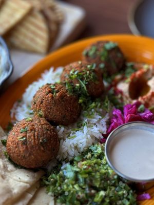 Laziz Kitchen Central 9th by null