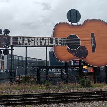 Dicey's Pizza & Tavern - Pizza Near Me - Nashville, Tennessee Dicey's Pizza & Tavern - Pizza Near Me - Nashville, Tennessee