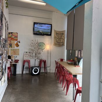 Little Bean Coffee - Coffee & Tea Near Me - Santa Monica, California