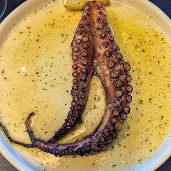 Andros Taverna - Greek Near Me - Chicago, Illinois