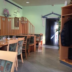 Pizzeria Venezia - Raucherbereich gleich beim Eingang
