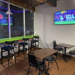 Brito's Burrito - Seating