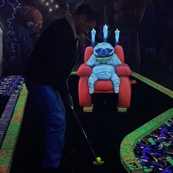 Scary Strokes - Mini Golf Near Me - Waldorf, Maryland