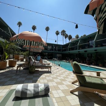 Palihotel Hollywood - Pool - Hotels Near Me - Los Angeles, California Palihotel Hollywood - Pool - Hotels Near Me - Los Angeles, California