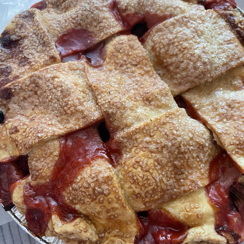 The Pie Stand - Strawberry rhubarb pie - Desserts Near Me - Dennis, Massachusetts The Pie Stand - Strawberry rhubarb pie - Desserts Near Me - Dennis, Massachusetts