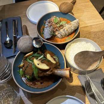 Nari - Gaeng Bumbai Aubergine & Massaman Gae - Thai Near Me - San Francisco, California