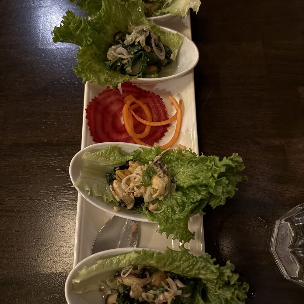 altThai - Mussels with Lemongrass/Garlic Sauce (New) - Thai Near Me - Arlington Heights, Illinois altThai - Mussels with Lemongrass/Garlic Sauce (New) - Thai Near Me - Arlington Heights, Illinois