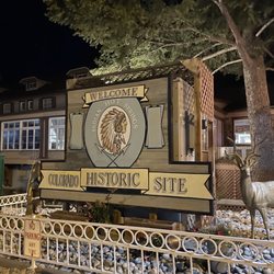 Indian Hot Springs - Signage in front