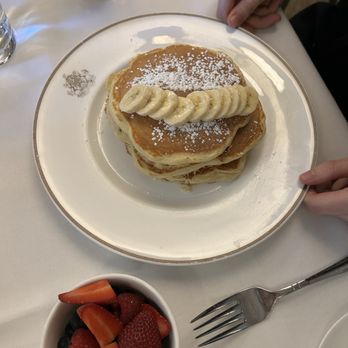 Perrine - Banana pancakes - New American Near Me - New York City, New York Perrine - Banana pancakes - New American Near Me - New York City, New York