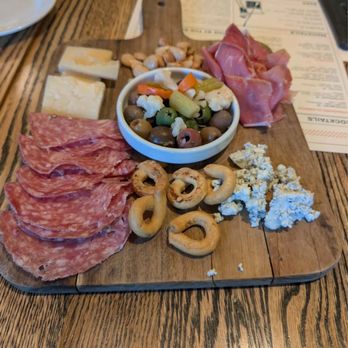 Casadoro - Cocktail Bars Near Me - Newington, Connecticut
