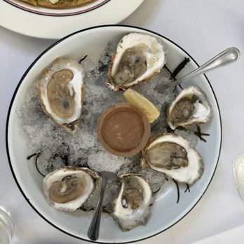 The Frog & The Peach - Half Shell Oysters - New American Near Me - New Brunswick, New Jersey
