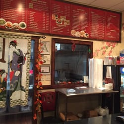 Yummy Japanese Express - Very beautiful decoration