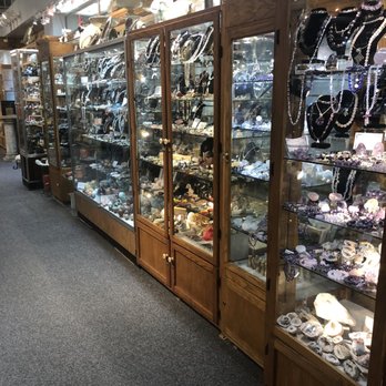 Precious Possessions - Jewelry Near Me - Chicago, Illinois