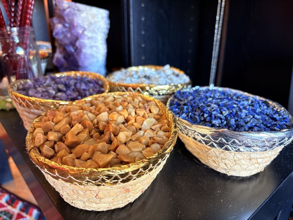 Leeza Botanica Shop
