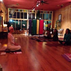 3rd Street Yoga