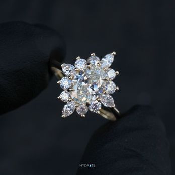 Hydrate - Oval engagement ring in 14K yellow gold. GIA-certified diamonds, handcrafted for timeless elegance and lasting luxury in Memphis. - Jewelry Near Me - Memphis, Tennessee