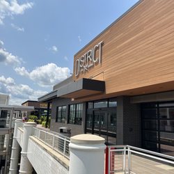 Lucky Cat Poke Company - Inside the District