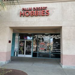 Palm Desert Hobbies - Entrance