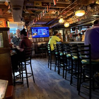 The Peddlers Daughter - Plenty of seating - Irish Pub Near Me - Haverhill, Massachusetts The Peddlers Daughter - Plenty of seating - Irish Pub Near Me - Haverhill, Massachusetts