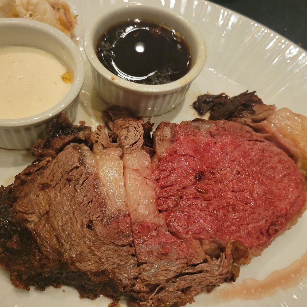 Henry's Steakhouse - Prime Rib - Steakhouses Near Me - Placerville, California Henry's Steakhouse - Prime Rib - Steakhouses Near Me - Placerville, California