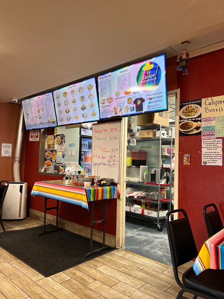 El Zarape Mexican Restaurant - Photo 2
