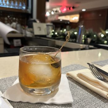 Bali Oceanfront - Village Old Fashioned - Seafood Near Me - Honolulu, Hawaii