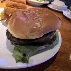 Glory Days Grill - Decent bun. Very good patty, but dang, the two day old limp lettuce is such a distractor.