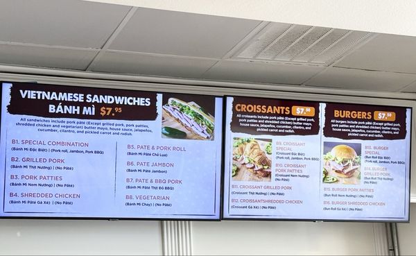 Paris Banh Mi by null