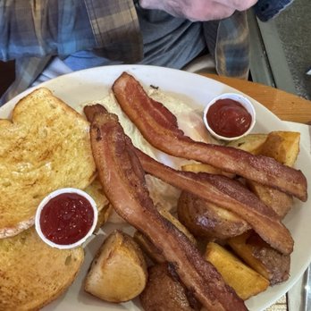 Blue Fox Cafe - Island eggs - Breakfast & Brunch Near Me - Victoria, British Columbia Blue Fox Cafe - Island eggs - Breakfast & Brunch Near Me - Victoria, British Columbia