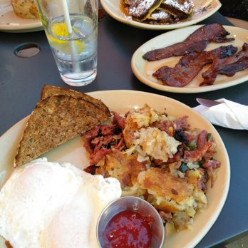 Snooze, an A.M. Eatery - Corn beef hash, bacon but not, French toast - Breakfast & Brunch Near Me - Addison, Texas