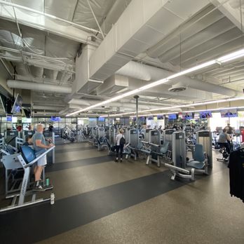 Fitness 19 - View of Machine Equipment - Gyms Near Me - Wildomar, California Fitness 19 - View of Machine Equipment - Gyms Near Me - Wildomar, California