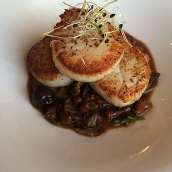 Terrapin Restaurant - Scallops with mushrooms - New American Near Me - Virginia Beach, Virginia Terrapin Restaurant - Scallops with mushrooms - New American Near Me - Virginia Beach, Virginia