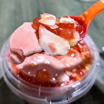 Tycoon Tofu - Strawberry tofu with strawberry popping pearl, coconut bits, coconut flakes, and strawberry syrup drizzled on top - Desserts Near Me - Markham, Ontario Tycoon Tofu - Strawberry tofu with strawberry popping pearl, coconut bits, coconut flakes, and strawberry syrup drizzled on top - Desserts Near Me - Markham, Ontario