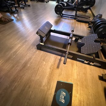 EōS Fitness - BBL room - Gyms Near Me - Jurupa Valley, California