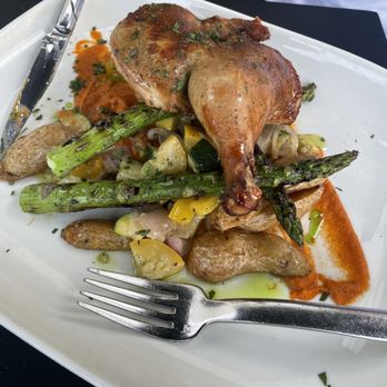 TAVERNA - HOUSE SMOKED CHICKEN with vegetables - Italian Near Me - Jacksonville, Florida TAVERNA - HOUSE SMOKED CHICKEN with vegetables - Italian Near Me - Jacksonville, Florida
