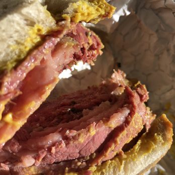 Sumilicious - Smoked meat sandwich super moist, fresh, hot, ND juicy - Delis Near Me - Scarborough, Ontario Sumilicious - Smoked meat sandwich super moist, fresh, hot, ND juicy - Delis Near Me - Scarborough, Ontario