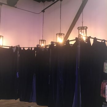 Velvet Wolf - Women's Clothing Near Me - Edgewater, Colorado Velvet Wolf - Women's Clothing Near Me - Edgewater, Colorado