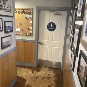 Duckie's Chowder House - Hallway - Seafood Near Me - Cayucos, California Duckie's Chowder House - Hallway - Seafood Near Me - Cayucos, California