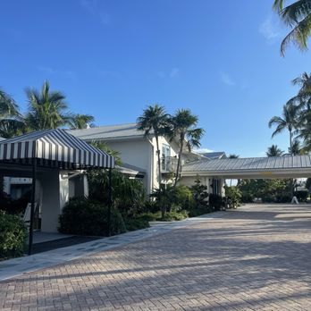BRGR Kitchen & Bar - Burgers Near Me - Sanibel, Florida BRGR Kitchen & Bar - Burgers Near Me - Sanibel, Florida