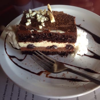 Auntie Pasto's - Chocolate mousse cake - yes, at lunch!!! - Italian Near Me - Honolulu, Hawaii